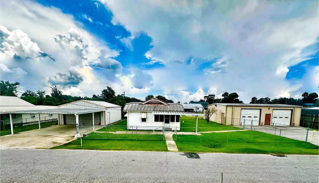 161 Oak D Street, Larose, LA 70373