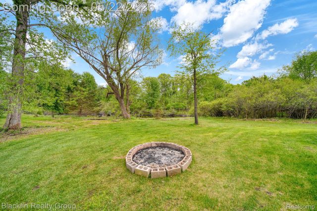 7001 Sweezy Lake Road, Norvell Township, MI 49230
