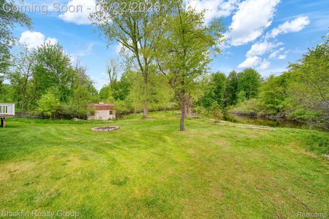 7001 Sweezy Lake Road, Norvell Township, MI 49230