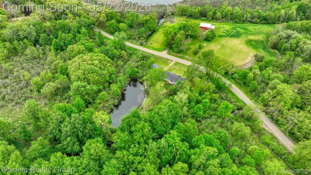 7001 Sweezy Lake Road, Norvell Township, MI 49230