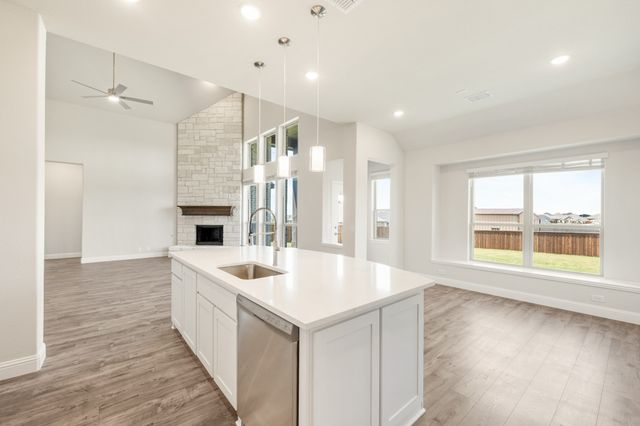 11633 Panther Drive, Godley, TX 76044