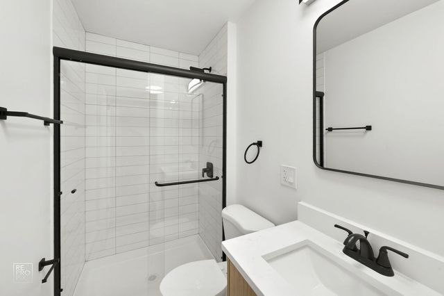 7357 N Winchester Avenue GF, Chicago, IL 60626