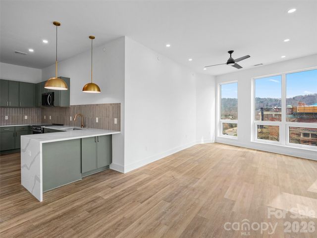 123 Haywood Street 304, Asheville, NC 28801