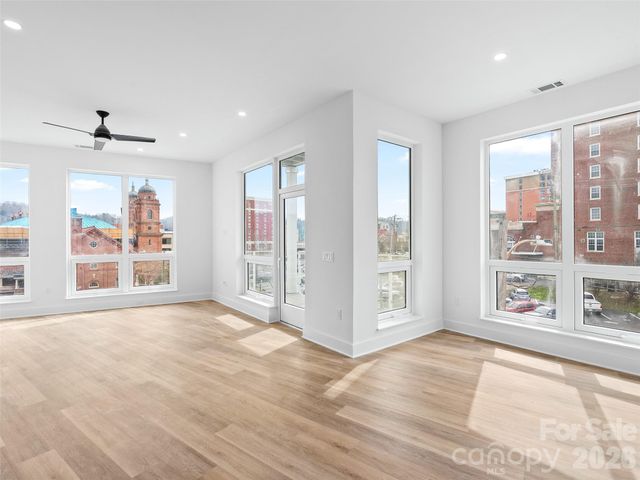123 Haywood Street 304, Asheville, NC 28801