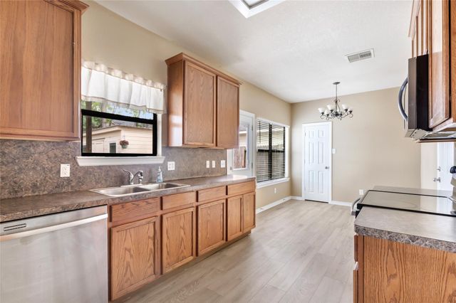 808 Belvedere Drive, Conroe, TX 77301