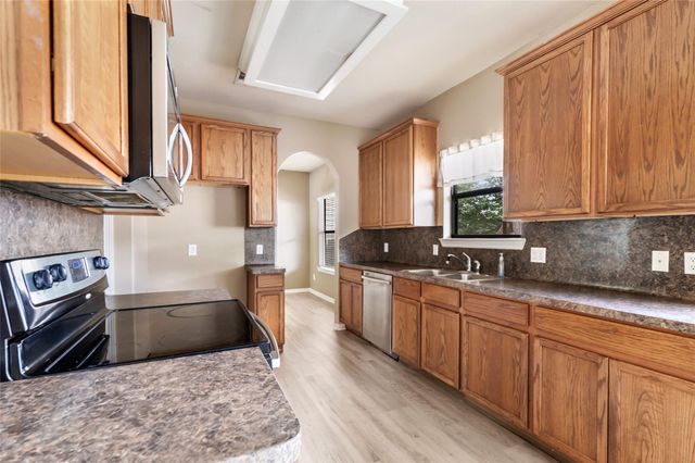 808 Belvedere Drive, Conroe, TX 77301