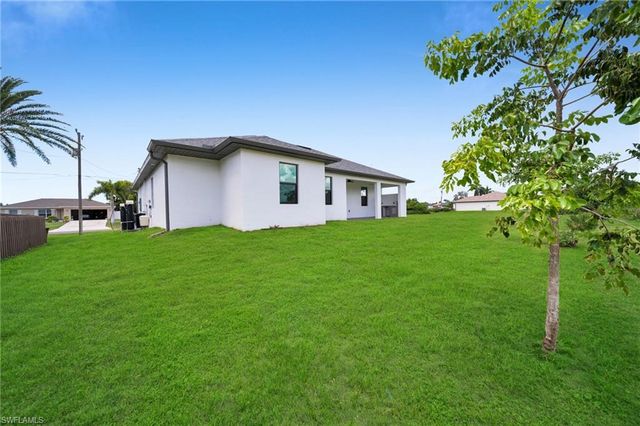1143 NW 27th PL, Cape Coral, FL 33993
