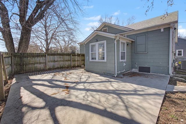 502 W Vine Street, Junction City, KS 66441