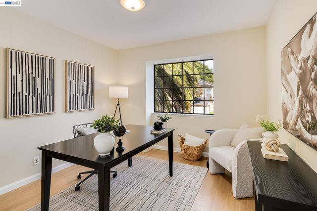 21297 Justco Ln, Castro Valley, CA 94552