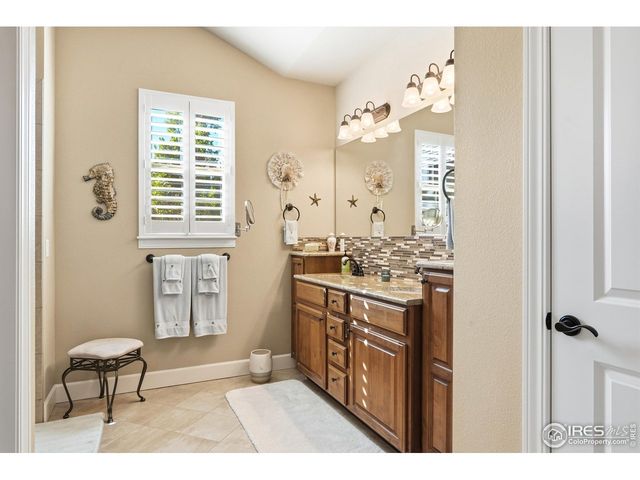 1379 Charles Dr D4, Longmont, CO 80503