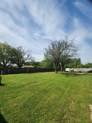 440 S Main Street, Springtown, TX 76082