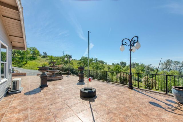 41101 Lilley Mountain Drive, Coarsegold, CA 93614
