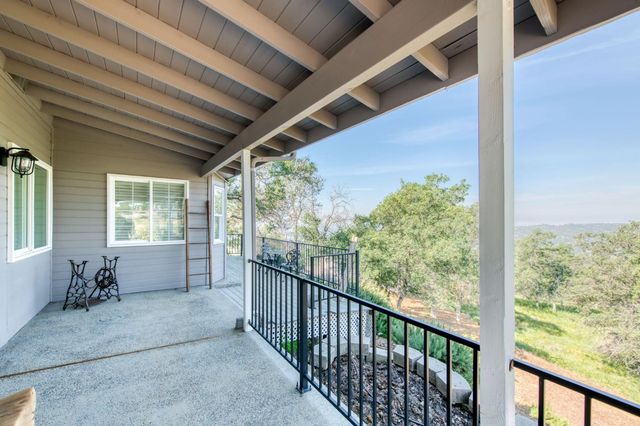 41101 Lilley Mountain Drive, Coarsegold, CA 93614