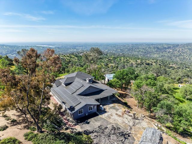 41101 Lilley Mountain Drive, Coarsegold, CA 93614
