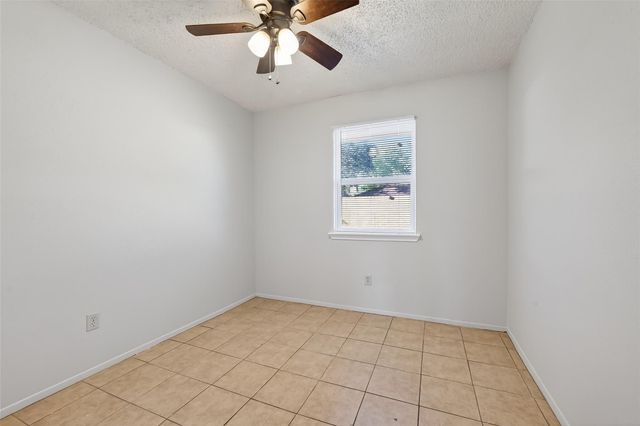 16106 Barbaroosa Drive, Houston, TX 77083