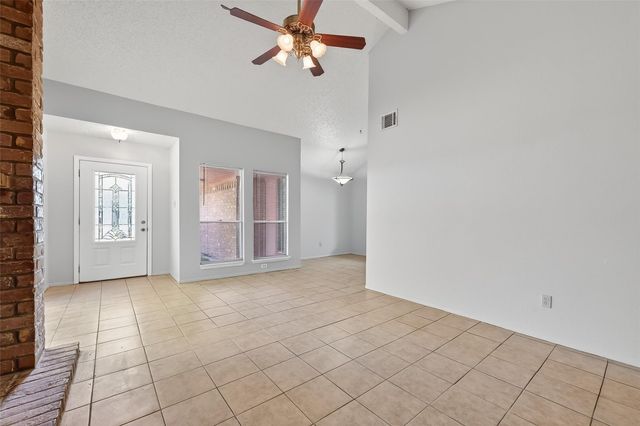 16106 Barbaroosa Drive, Houston, TX 77083