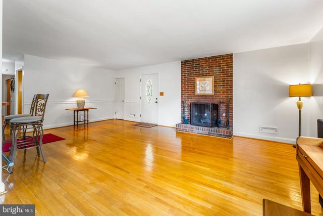 6723 COLLINSDALE RD, Baltimore, MD 21234