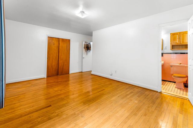 6723 COLLINSDALE RD, Baltimore, MD 21234