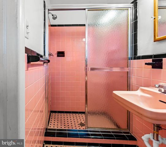 6723 COLLINSDALE RD, Baltimore, MD 21234