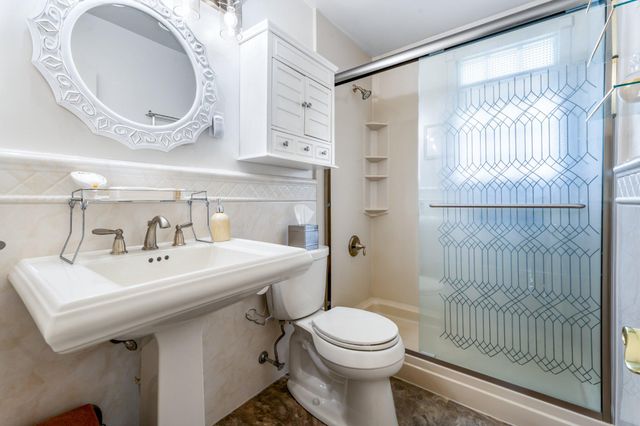 6723 COLLINSDALE RD, Baltimore, MD 21234