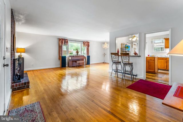 6723 COLLINSDALE RD, Baltimore, MD 21234