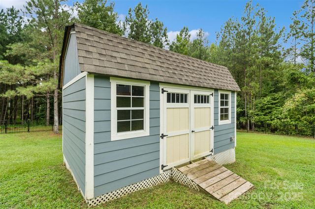 5299 Admirals Landing, Lancaster, SC 29720