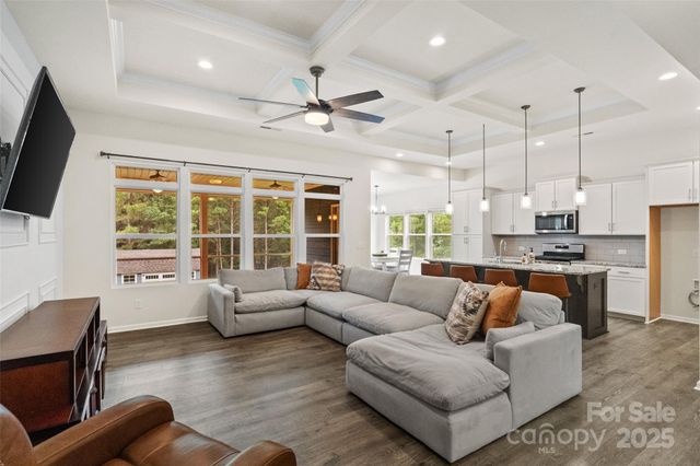 5299 Admirals Landing, Lancaster, SC 29720
