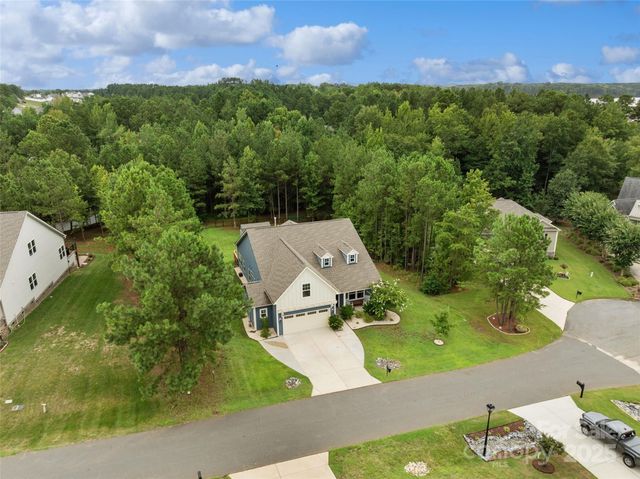 5299 Admirals Landing, Lancaster, SC 29720