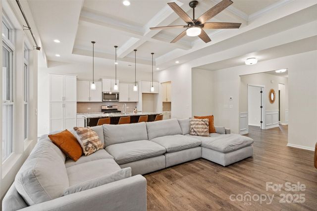 5299 Admirals Landing, Lancaster, SC 29720