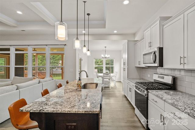5299 Admirals Landing, Lancaster, SC 29720