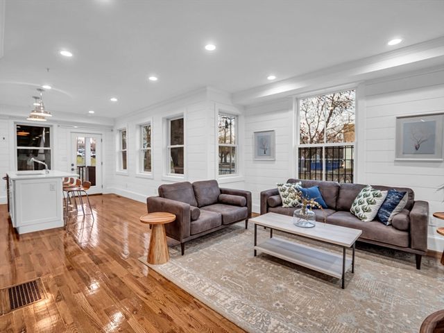 30 Copeland Street U-1, Boston, MA 02119