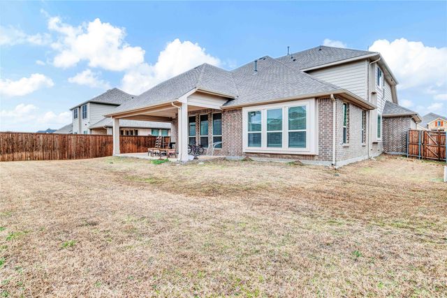 1228 Arrowwood Drive, Aubrey, TX 76227