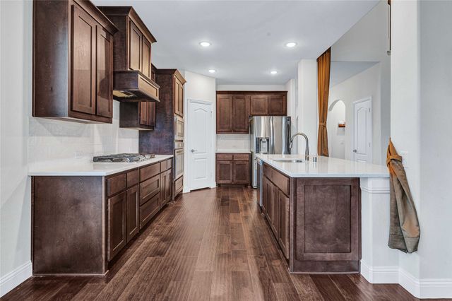1228 Arrowwood Drive, Aubrey, TX 76227