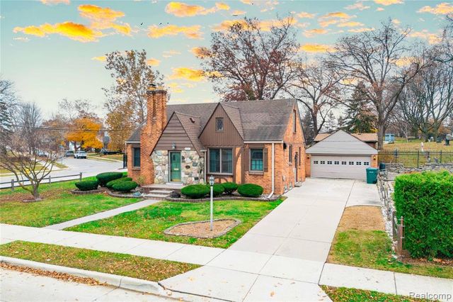 23211 Myrtle Street, Dearborn, MI 48128