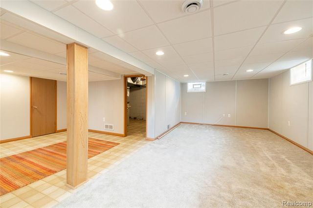 23211 Myrtle Street, Dearborn, MI 48128