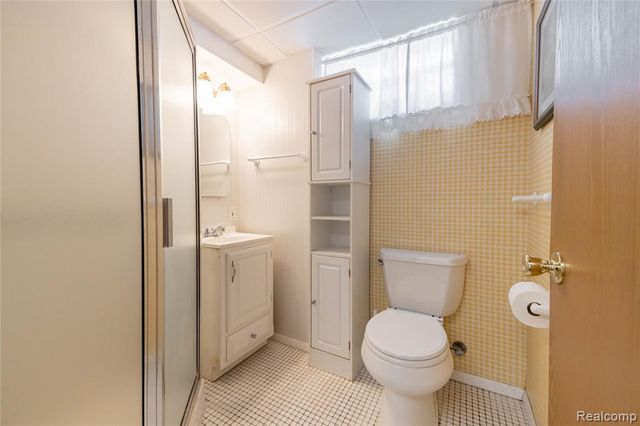 23211 Myrtle Street, Dearborn, MI 48128