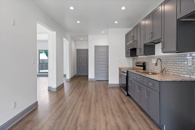 925 Balkan Drive, Lancaster, TX 75134