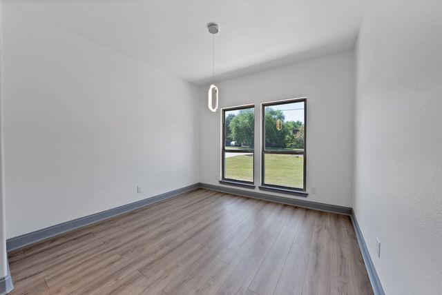 925 Balkan Drive, Lancaster, TX 75134
