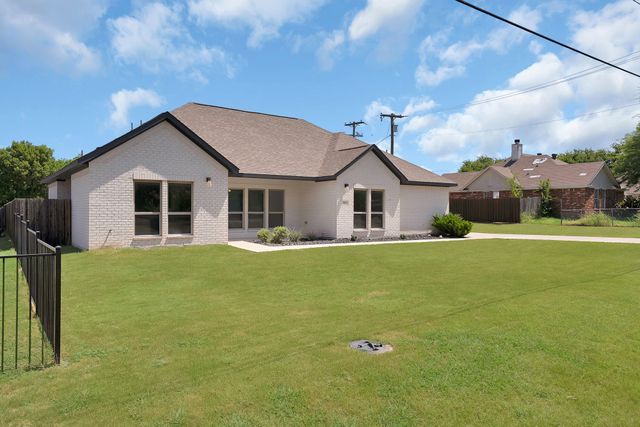 925 Balkan Drive, Lancaster, TX 75134