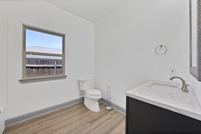 925 Balkan Drive, Lancaster, TX 75134