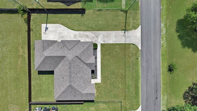 925 Balkan Drive, Lancaster, TX 75134