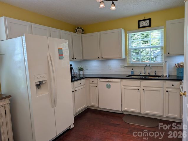 704 Gum Branch Road, Charlotte, NC 28214