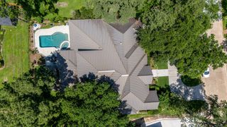 5906 Southern Hills Drive, Houston, TX 77069