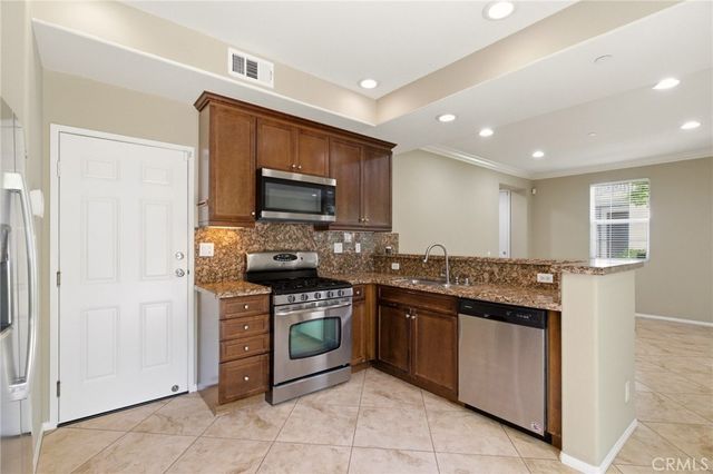 15247 Cambridge Street, Tustin, CA 92782