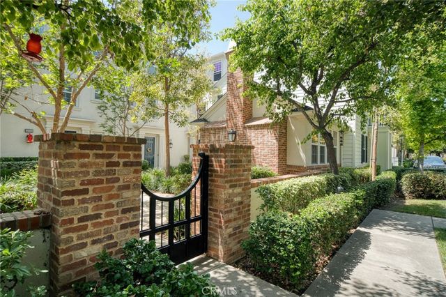 15247 Cambridge Street, Tustin, CA 92782