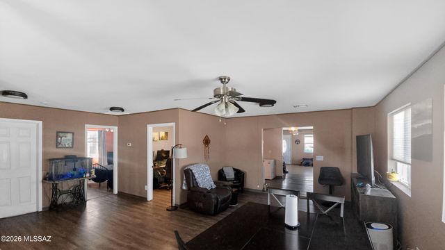 6464 N Six Gun Road, Willcox, AZ 85643