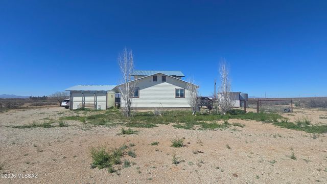 6464 N Six Gun Road, Willcox, AZ 85643