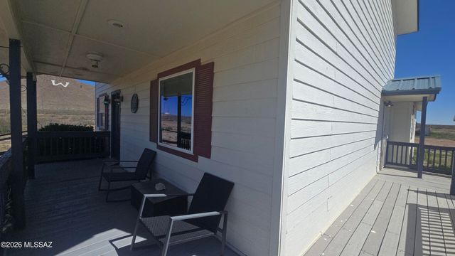 6464 N Six Gun Road, Willcox, AZ 85643