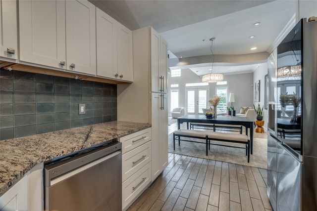 4040 Avondale Avenue 402, Dallas, TX 75219