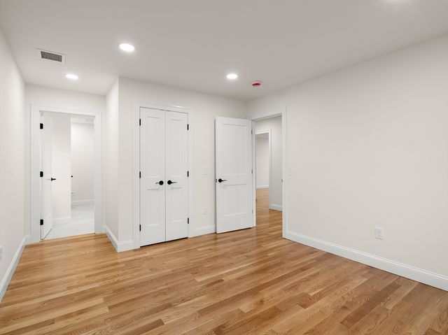 78 Wood Avenue, East Longmeadow, MA 01028